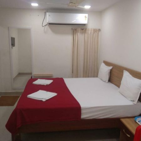 Raya'S Inn Kumbakonam Extérieur photo